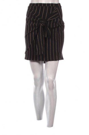 Sukně H&M, Velikost L, Barva Vícebarevné, Cena  219,00 Kč