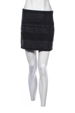 Sukně H&M L.O.G.G., Velikost XL, Barva Vícebarevné, Cena  241,00 Kč