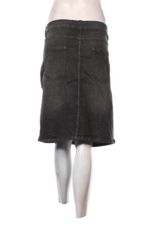 Spódnica Janina, Rozmiar 3XL, Kolor Czarny, Cena 79,99 zł