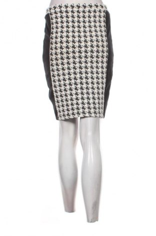 Φούστα Karen by Simonsen, Μέγεθος M, Χρώμα Πολύχρωμο, Τιμή 28,00 €