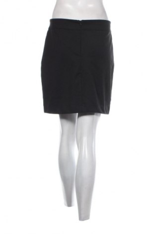 Пола La Strada, Размер M, Цвят Черен, Цена 11,99 лв.