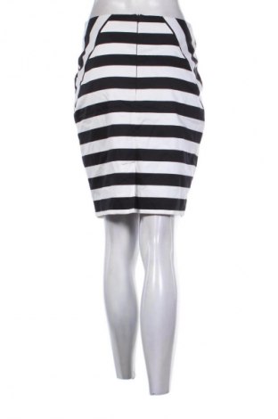 Пола Mohito, Размер M, Цвят Многоцветен, Цена 17,99 лв.