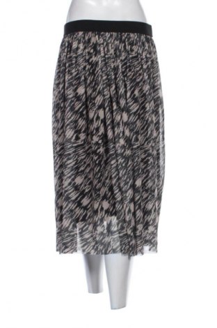 Пола NEW COLLECTION, Размер M, Цвят Многоцветен, Цена 41,00 лв.