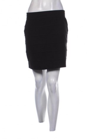 Sukně Okay, Velikost M, Barva Černá, Cena  179,00 Kč