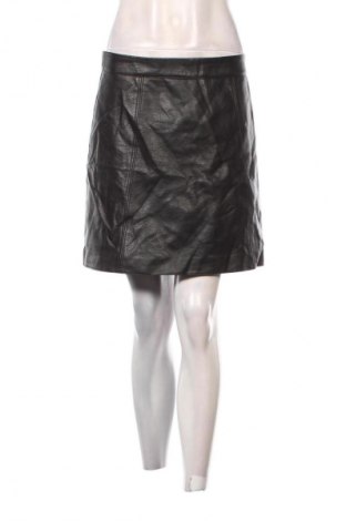 Пола Orsay, Размер M, Цвят Черен, Цена 13,99 лв.