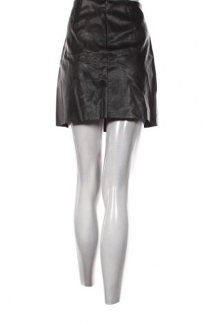 Sukně Pimkie, Velikost M, Barva Černá, Cena  279,00 Kč