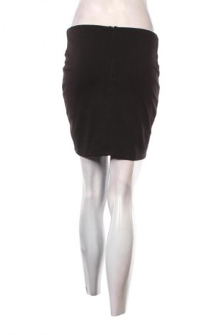 Fustă Pretty Little Thing, Mărime M, Culoare Negru, Preț 35,99 Lei