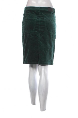 Пола Pulz Jeans, Размер M, Цвят Зелен, Цена 15,99 лв.