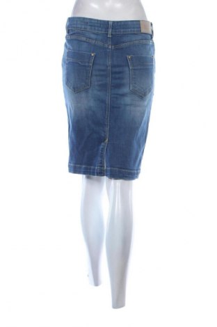 Пола Reserved, Размер M, Цвят Син, Цена 29,15 лв.