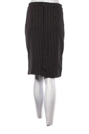 Пола Reserved, Размер M, Цвят Многоцветен, Цена 26,99 лв.