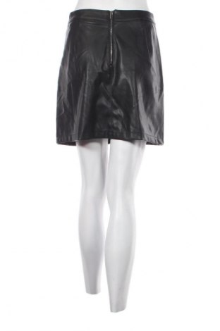 Sukňa Reserved, Veľkosť M, Farba Čierna, Cena  7,95 €