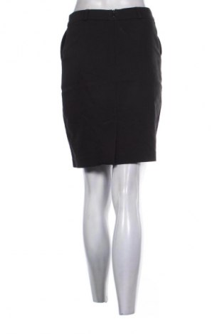 Пола Reserved, Размер S, Цвят Черен, Цена 19,00 лв.