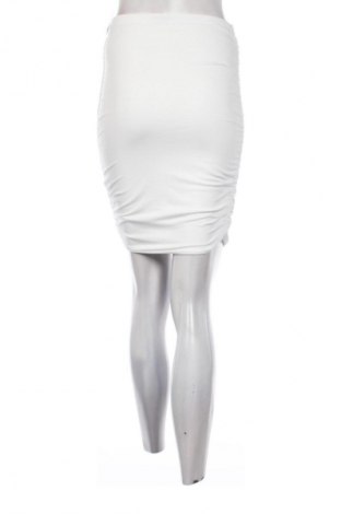 Пола SHEIN, Размер XS, Цвят Бял, Цена 19,99 лв.