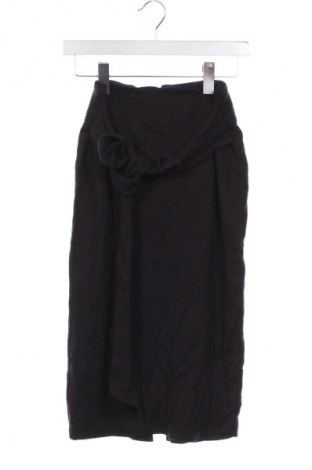 Sukňa Selected Femme, Veľkosť XS, Farba Čierna, Cena  58,95 €