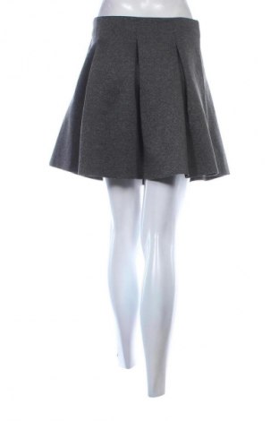 Spódnica Sinsay, Rozmiar M, Kolor Czarny, Cena 70,44 zł