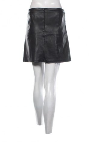 Spódnica Sinsay, Rozmiar M, Kolor Czarny, Cena 23,99 zł