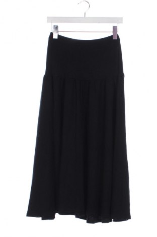 Sukně Sisley, Velikost XS, Barva Černá, Cena  785,00 Kč