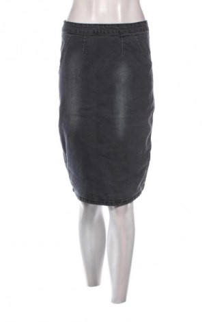 Пола Sisters Point, Размер M, Цвят Черен, Цена 26,99 лв.