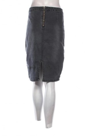 Пола Sisters Point, Размер M, Цвят Черен, Цена 26,99 лв.