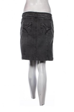 Пола Street One, Размер L, Цвят Сив, Цена 41,04 лв.