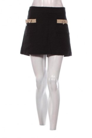 Пола TWINSET, Размер M, Цвят Черен, Цена 123,00 лв.