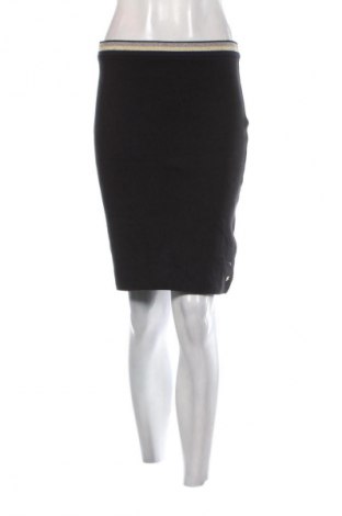 Sukňa Tommy Hilfiger, Veľkosť S, Farba Čierna, Cena  25,95 €