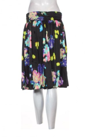 Пола Unbranded, Размер S, Цвят Многоцветен, Цена 28,99 лв.