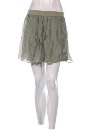 Пола Unbranded, Размер S, Цвят Зелен, Цена 16,99 лв.