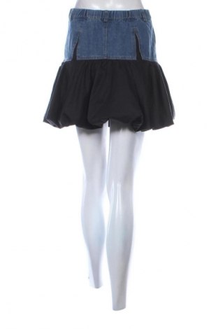 Пола Unbranded, Размер S, Цвят Многоцветен, Цена 19,00 лв.