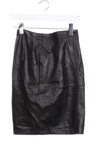 Spódnica VILA, Rozmiar XS, Kolor Czarny, Cena 24,99 zł