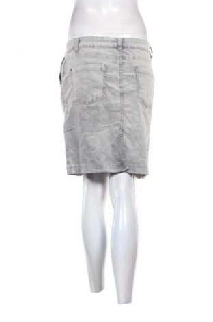 Пола Woman By Tchibo, Размер M, Цвят Сив, Цена 7,99 лв.