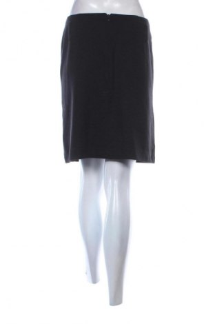 Szoknya Yessica, Méret M, Szín Fekete, Ár 3 800 Ft