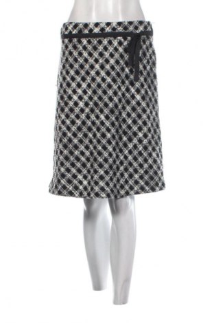 Пола Yessica, Размер M, Цвят Многоцветен, Цена 13,99 лв.