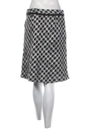 Пола Yessica, Размер M, Цвят Многоцветен, Цена 13,99 лв.