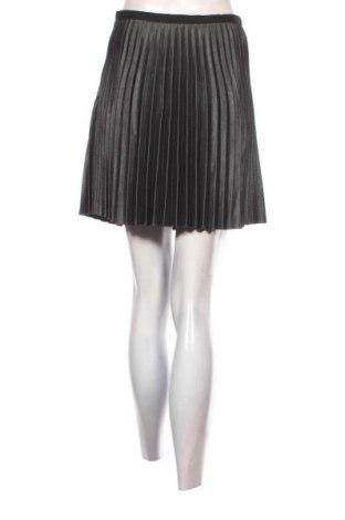 Spódnica Zara, Rozmiar S, Kolor Zielony, Cena 87,44 zł