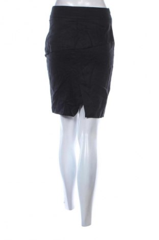 Sukně Zara, Velikost S, Barva Černá, Cena  253,00 Kč