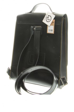 Hátizsák Dr. Martens, Szín Fekete, Ár 97 369 Ft