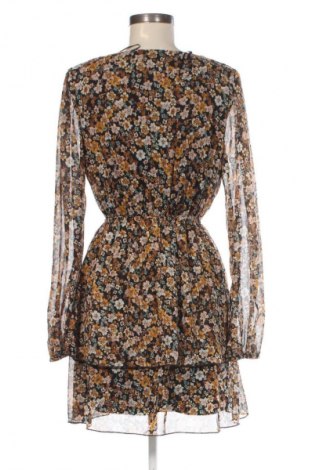 Šaty  Amisu, Veľkosť M, Farba Viacfarebná, Cena  9,95 €