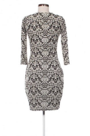Šaty  Amisu, Veľkosť M, Farba Viacfarebná, Cena  20,00 €