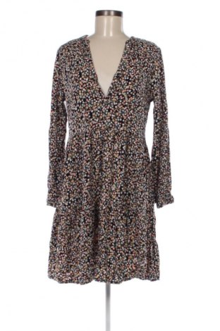 Kleid B.Young, Größe M, Farbe Mehrfarbig, Preis 18,99 €