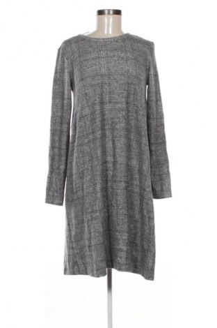 Kleid Basics, Größe S, Farbe Grau, Preis € 14,99