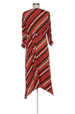 Sukienka Bershka, Rozmiar L, Kolor Kolorowy, Cena 80,99 zł