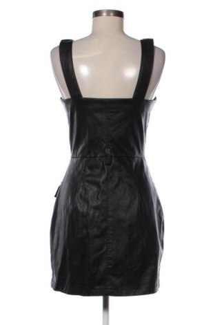 Sukienka Bershka, Rozmiar M, Kolor Czarny, Cena 89,98 zł