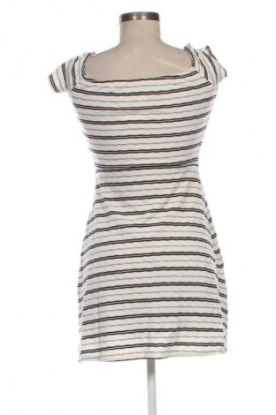 Рокля Bershka, Размер M, Цвят Многоцветен, Цена 35,99 лв.