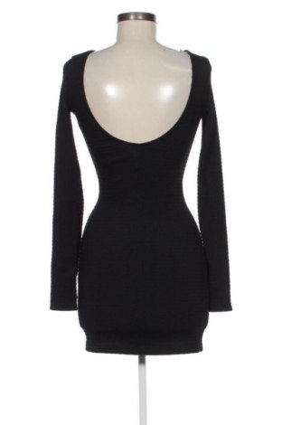 Šaty  Bershka, Velikost XS, Barva Černá, Cena  494,00 Kč