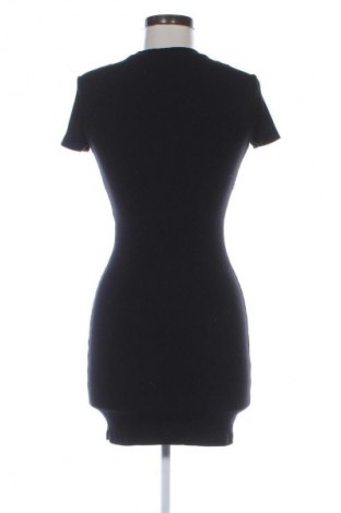 Šaty  Bershka, Velikost S, Barva Černá, Cena  494,00 Kč