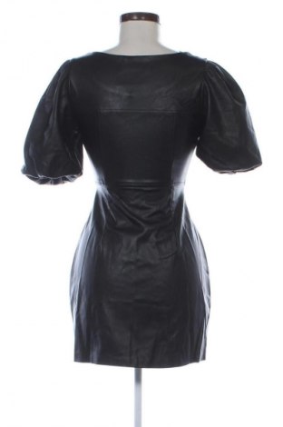 Kleid Bershka, Größe S, Farbe Schwarz, Preis 19,95 €