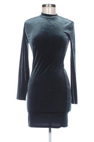 Šaty  Bershka, Velikost M, Barva Zelená, Cena  494,00 Kč