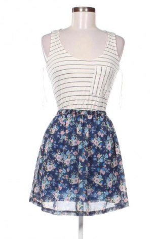 Ruha Bershka, Méret S, Szín Sokszínű, Ár 7 800 Ft