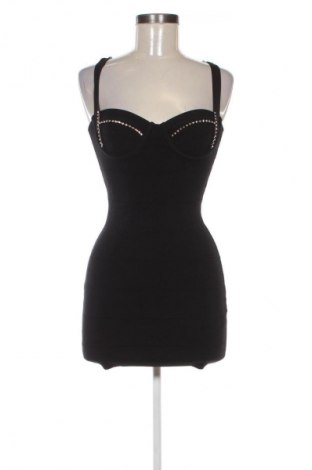 Рокля Bershka, Размер S, Цвят Черен, Цена 39,00 лв.